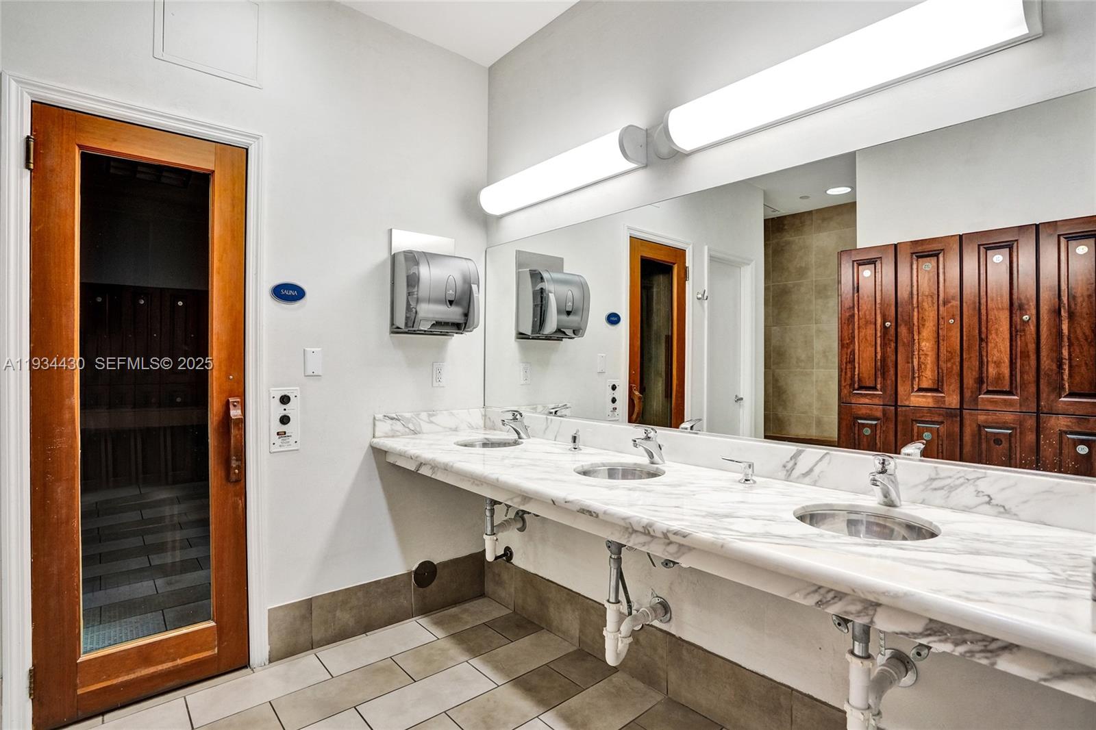 6917 Collins Ave # 503