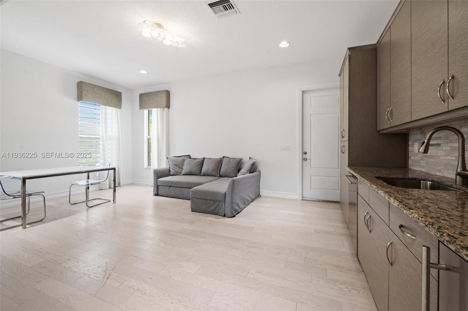 5292 S Sterling Ranch Cir