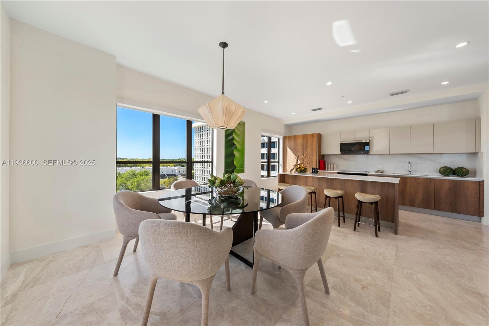 701 Valencia Ave # 505