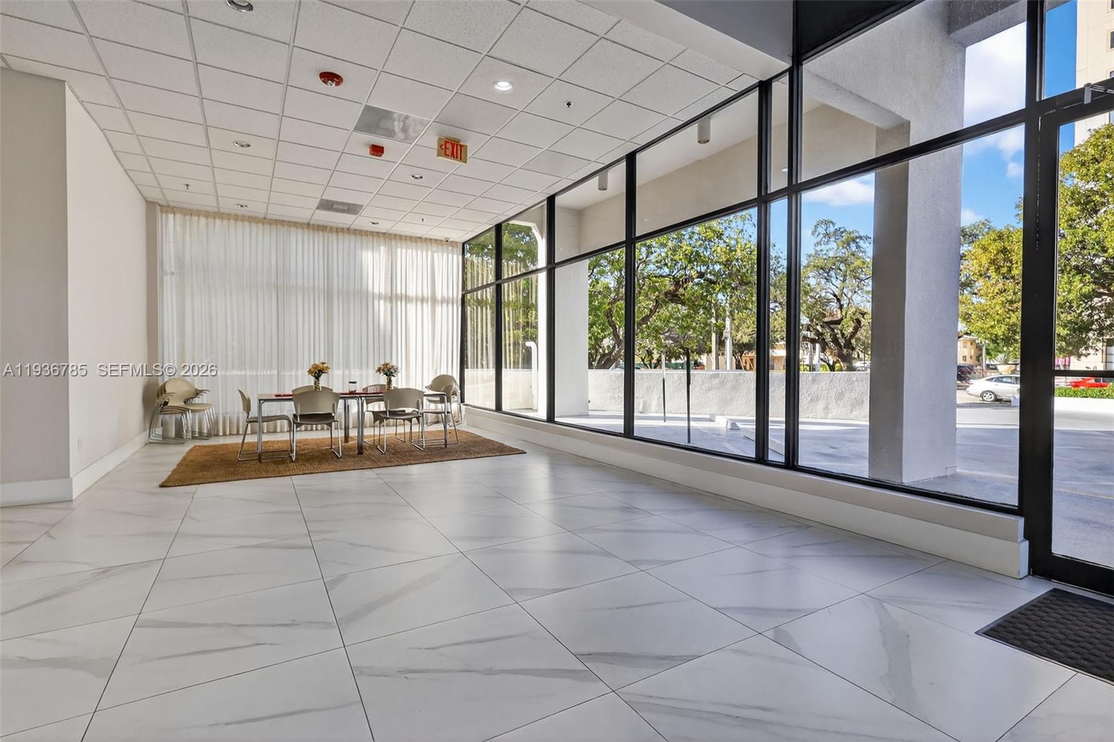 911 E Ponce De Leon Blvd # 1504