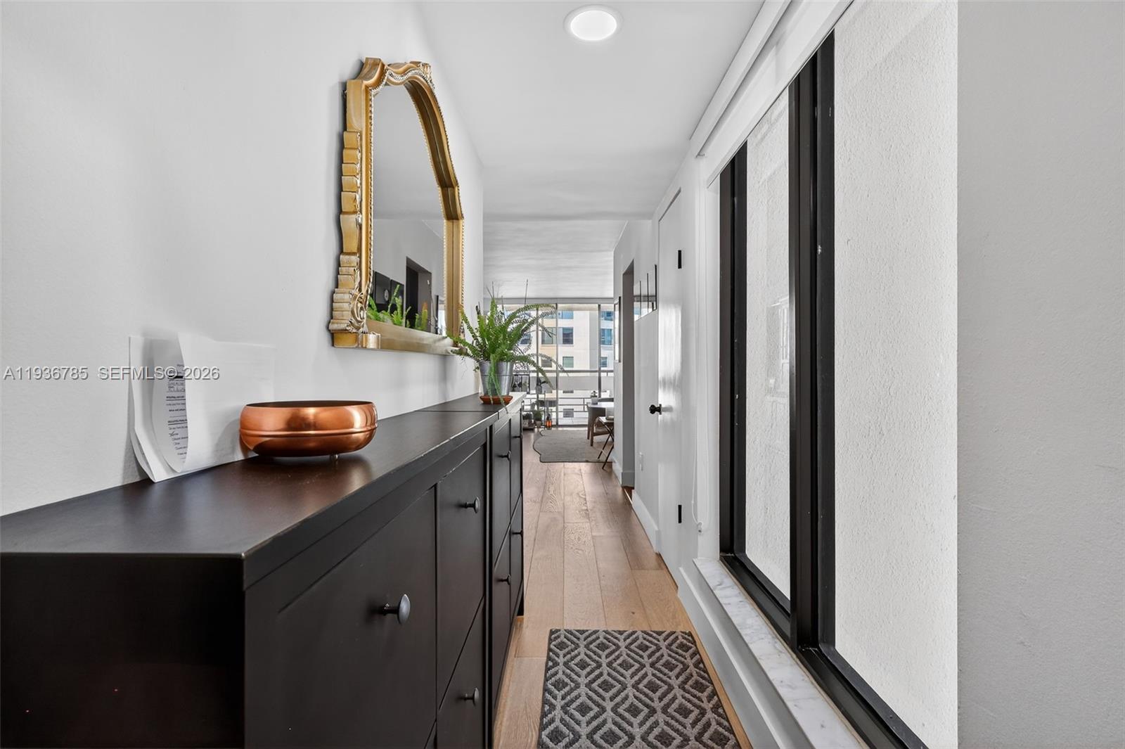 911 E Ponce De Leon Blvd # 1504