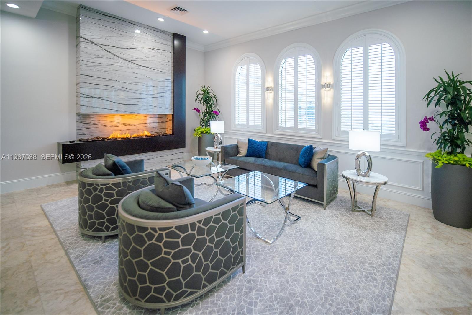 16053 Villa Vizcaya Pl