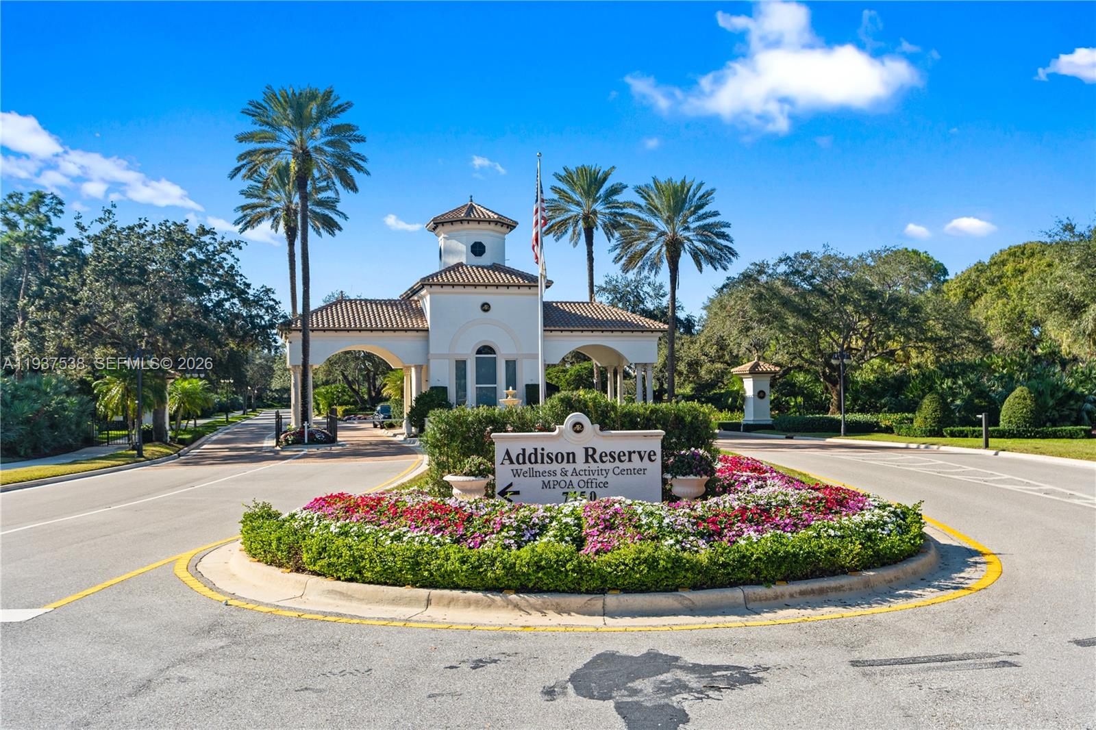 16053 Villa Vizcaya Pl