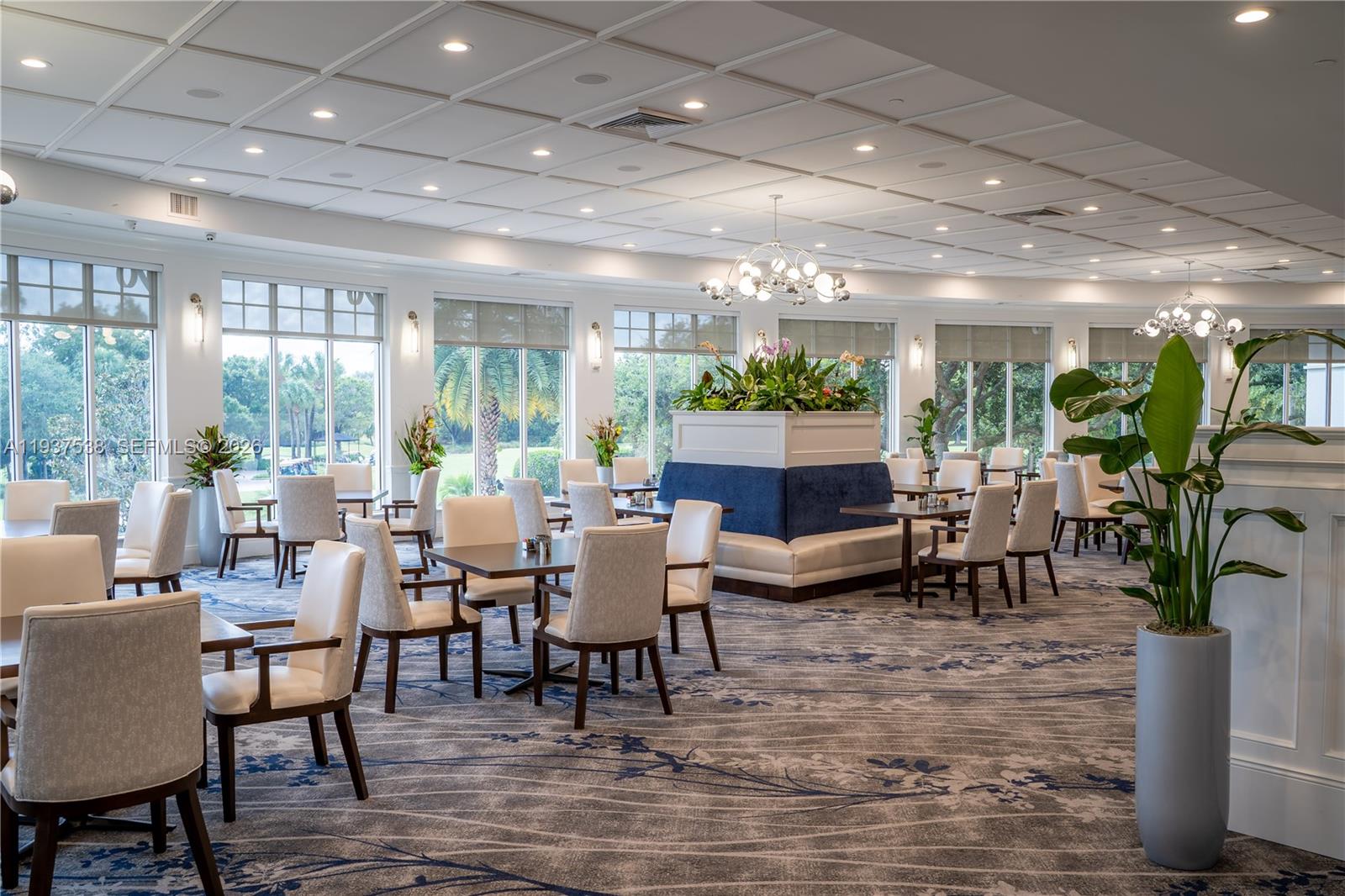 16053 Villa Vizcaya Pl