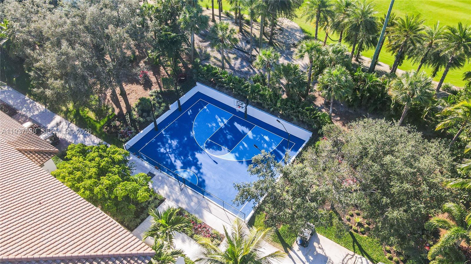 16053 Villa Vizcaya Pl