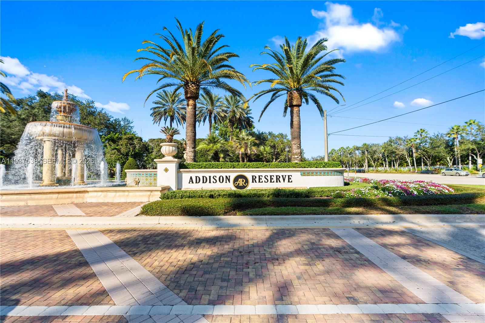 16053 Villa Vizcaya Pl