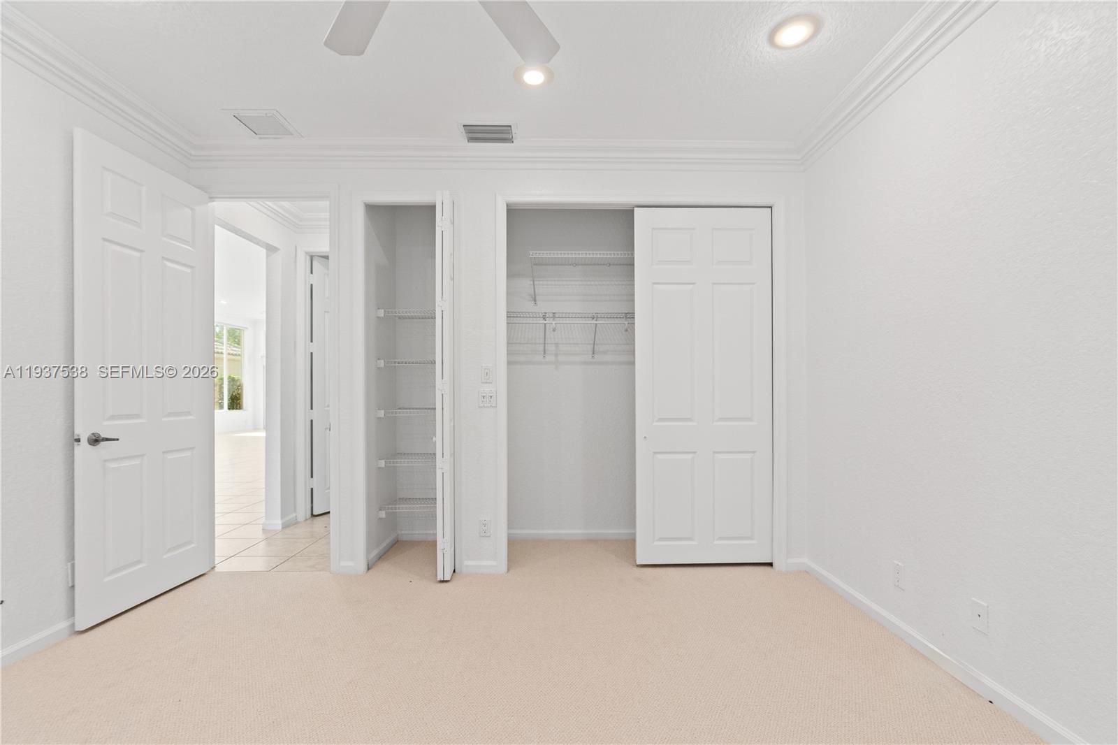 16053 Villa Vizcaya Pl