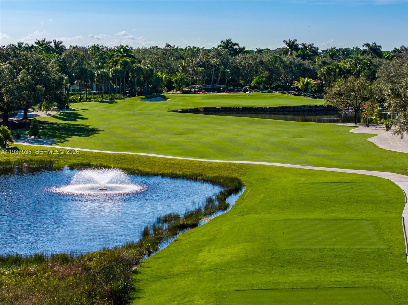 16053 Villa Vizcaya Pl