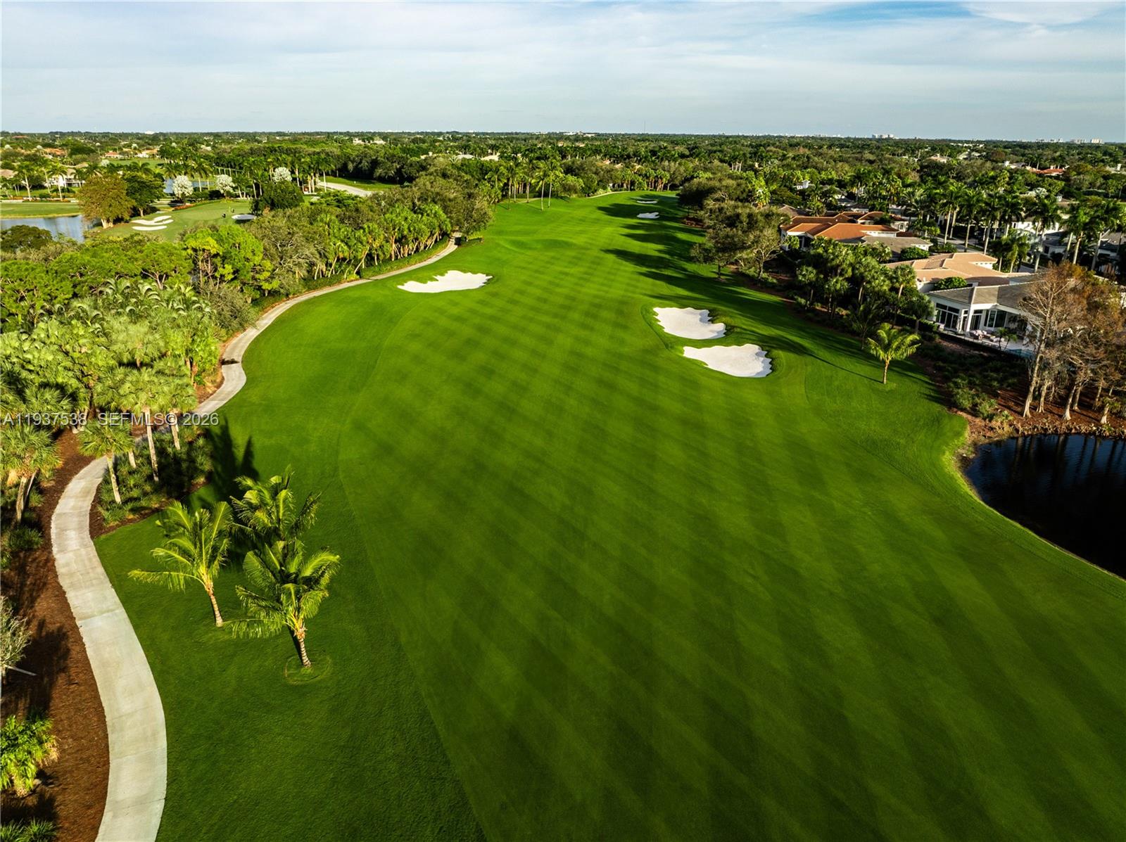 16053 Villa Vizcaya Pl