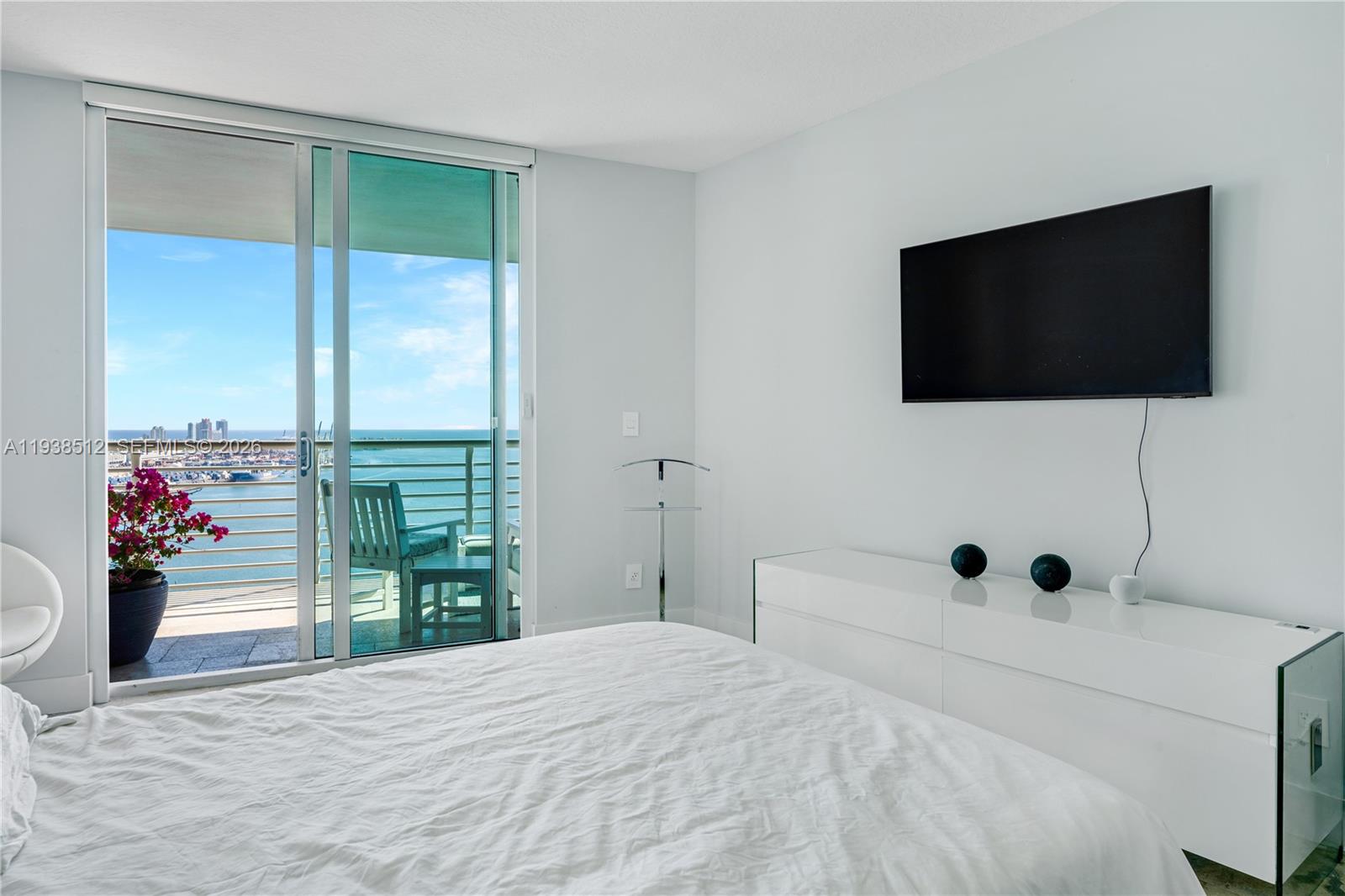 335 S Biscayne Blvd # 3909