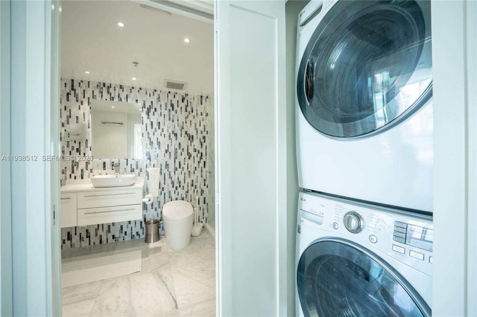 335 S Biscayne Blvd # 3909