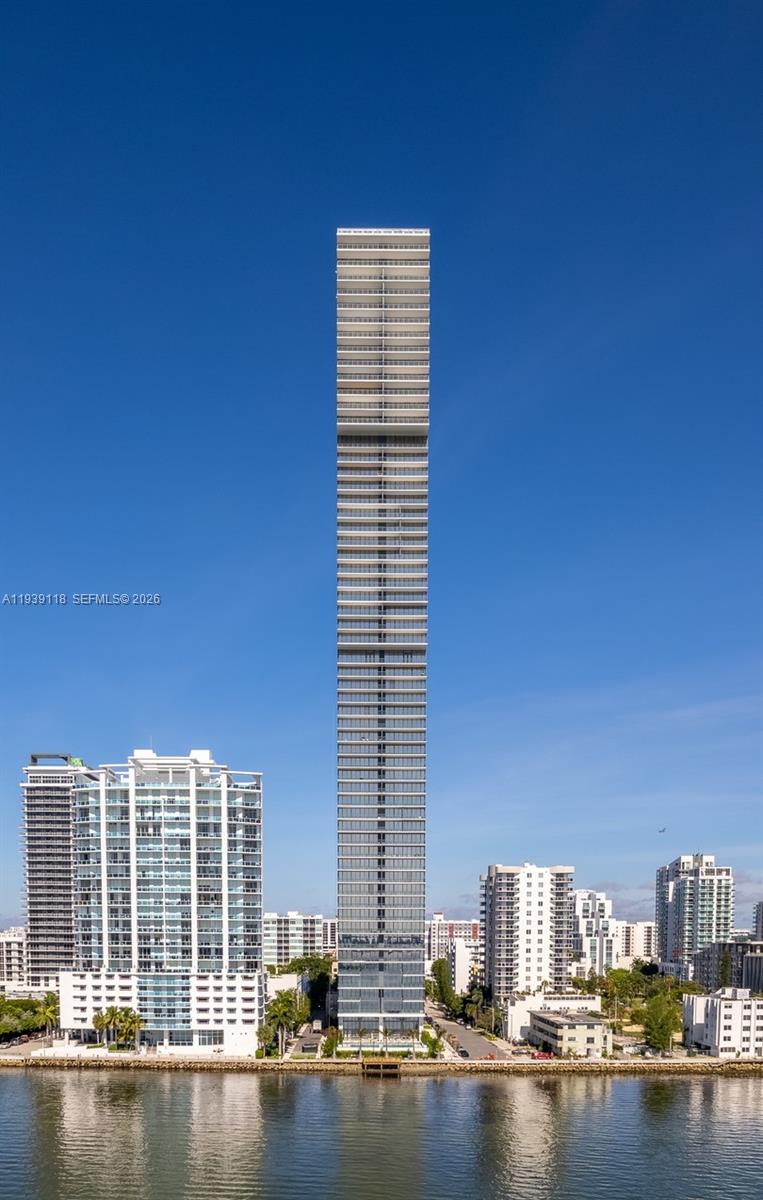 788 NE 23rd St # 3101