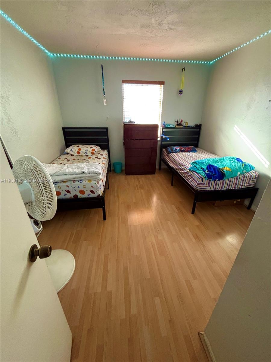 8701 SW 141st St # K5