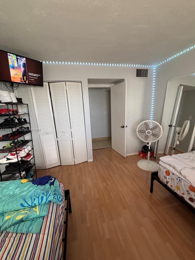 8701 SW 141st St # K5