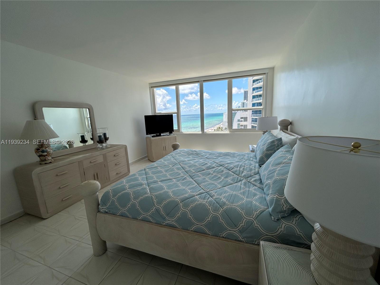 3505 S Ocean Dr # 1514