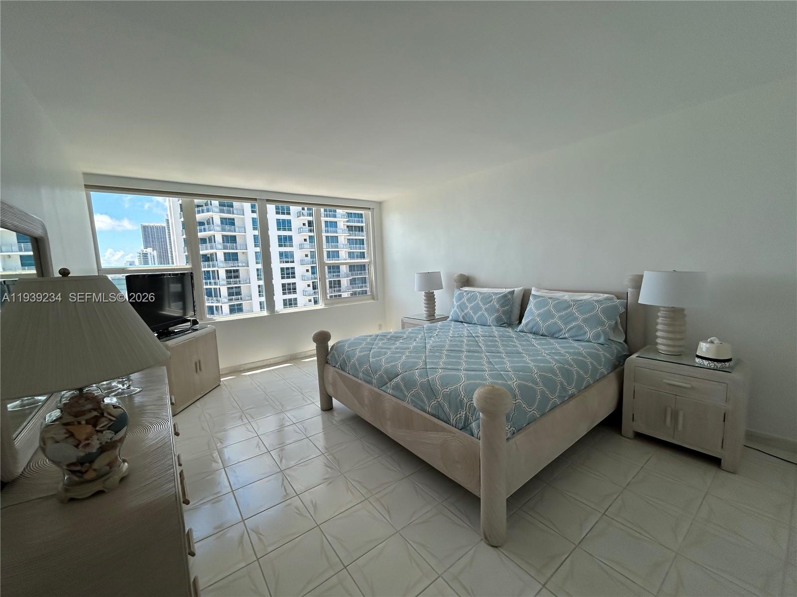 3505 S Ocean Dr # 1514