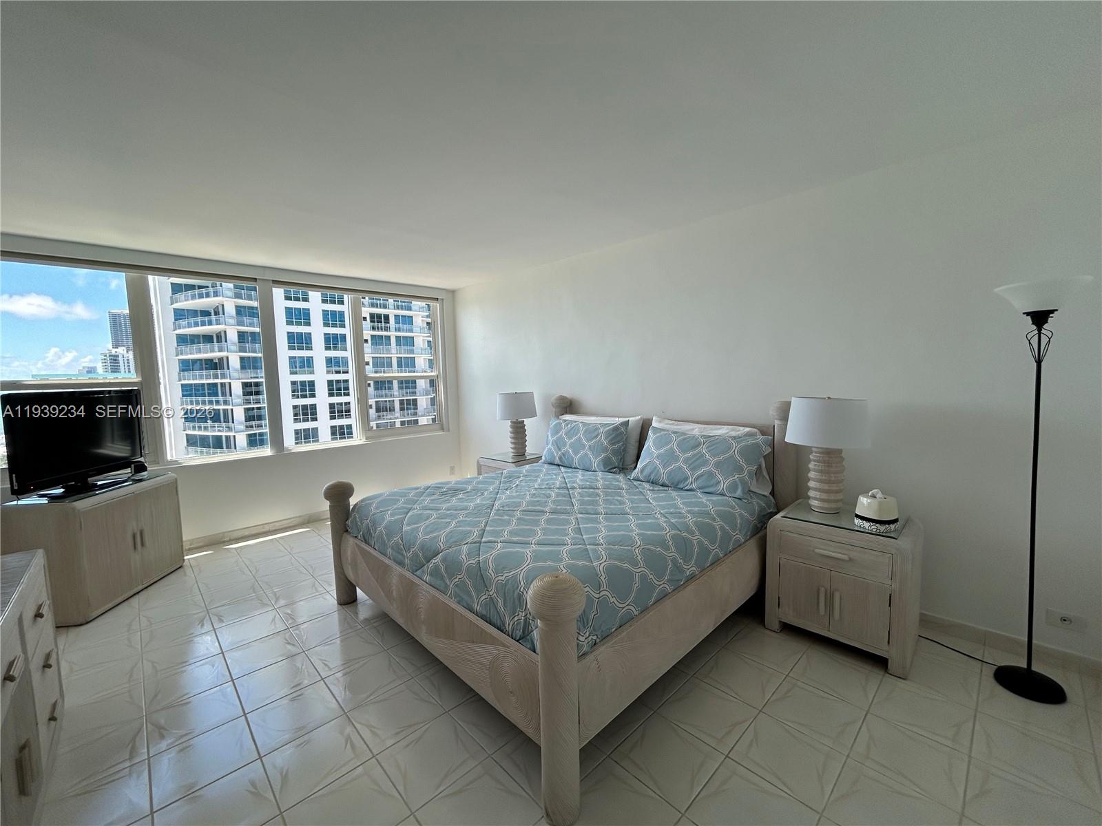 3505 S Ocean Dr # 1514