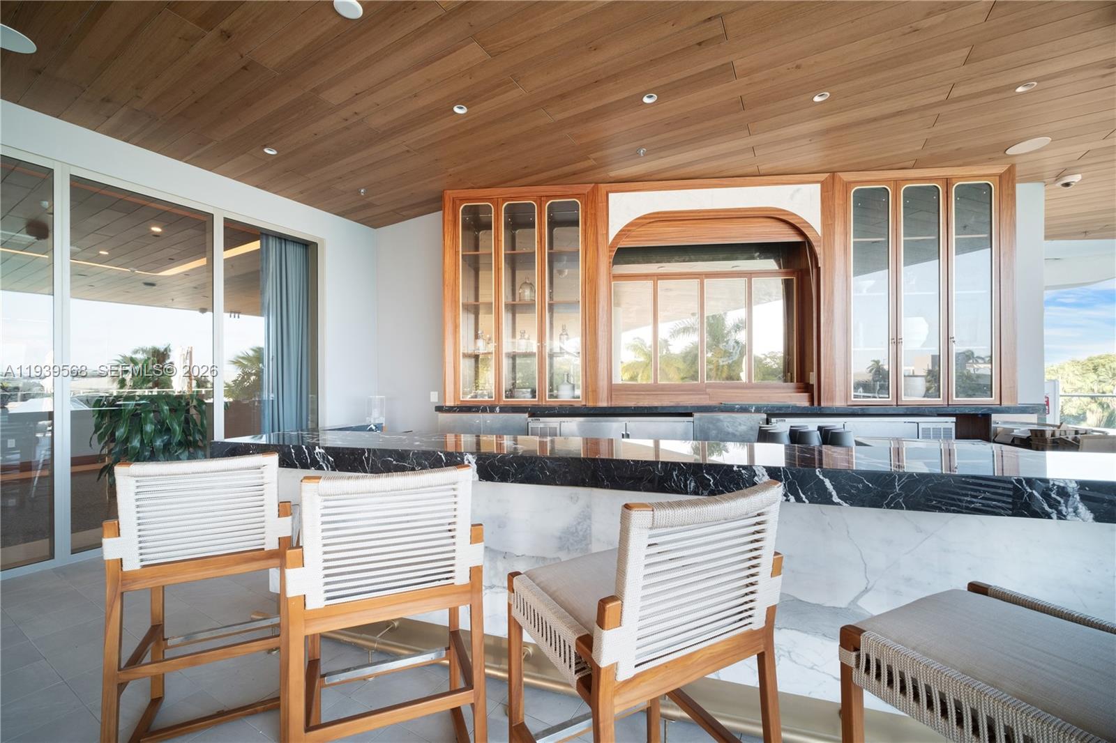 2655 S Bayshore Dr # 1602