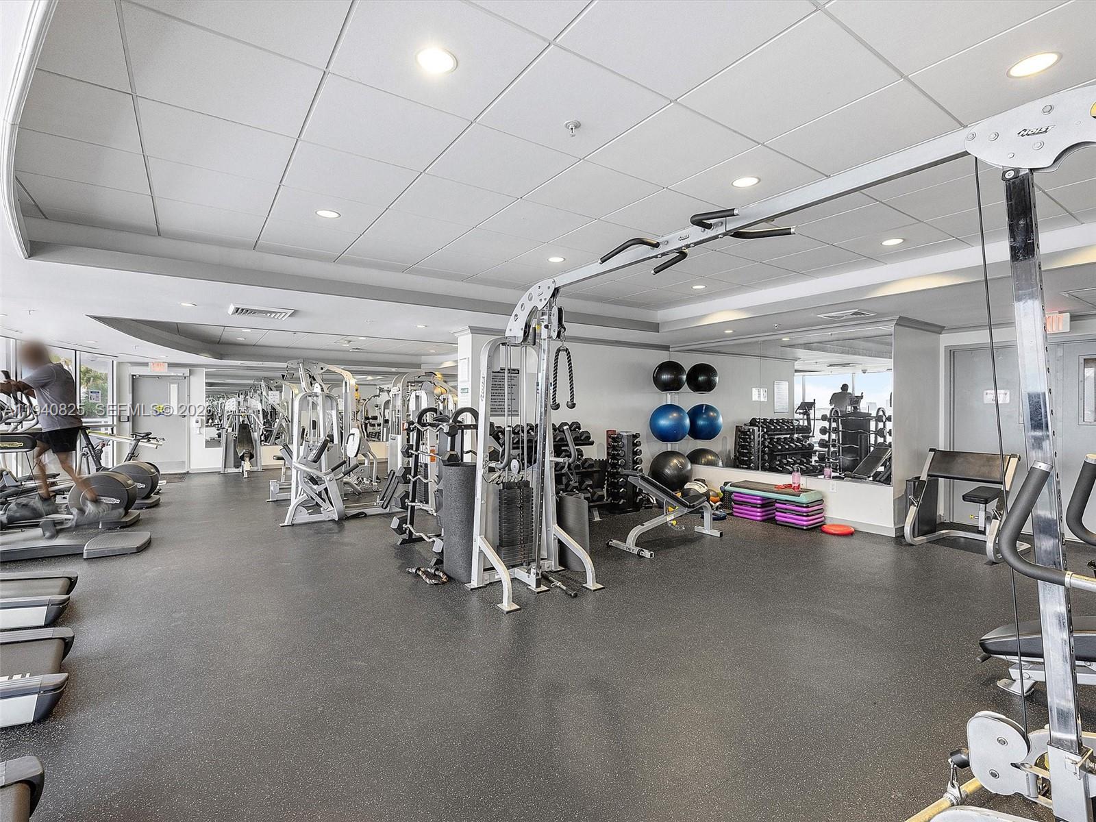 1800 Sunset Harbour Dr # 1710