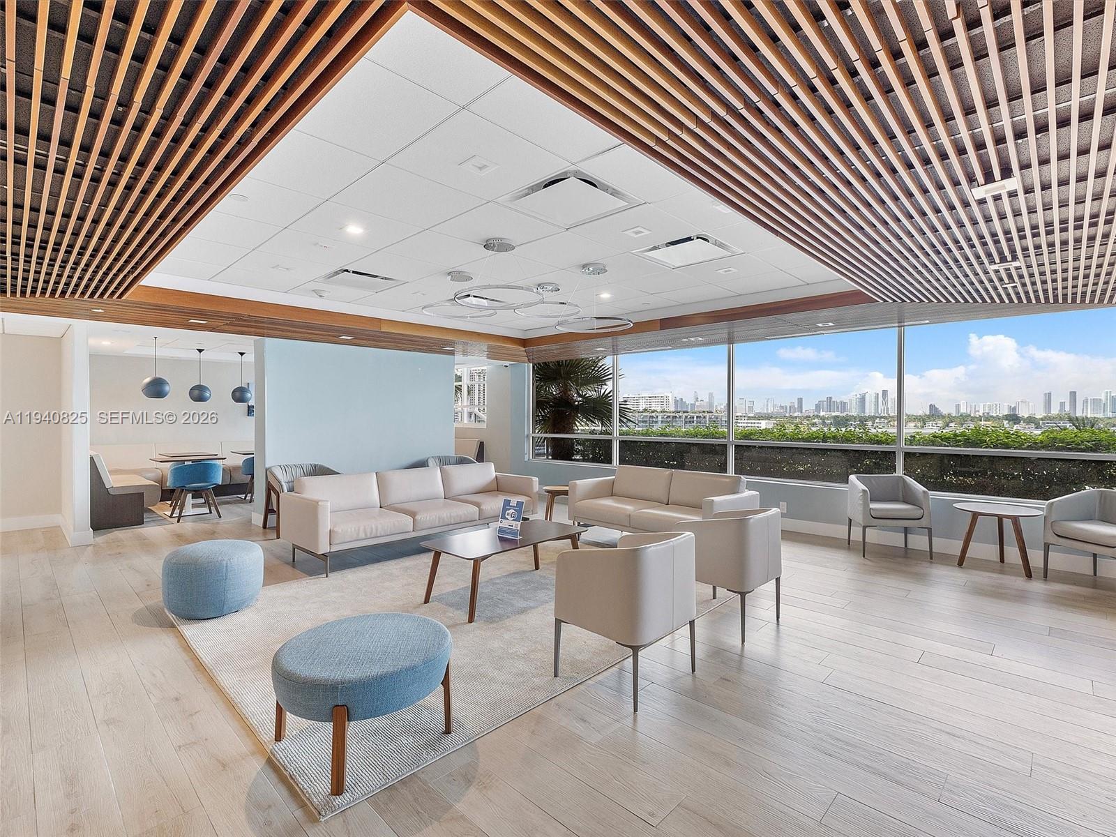 1800 Sunset Harbour Dr # 1710