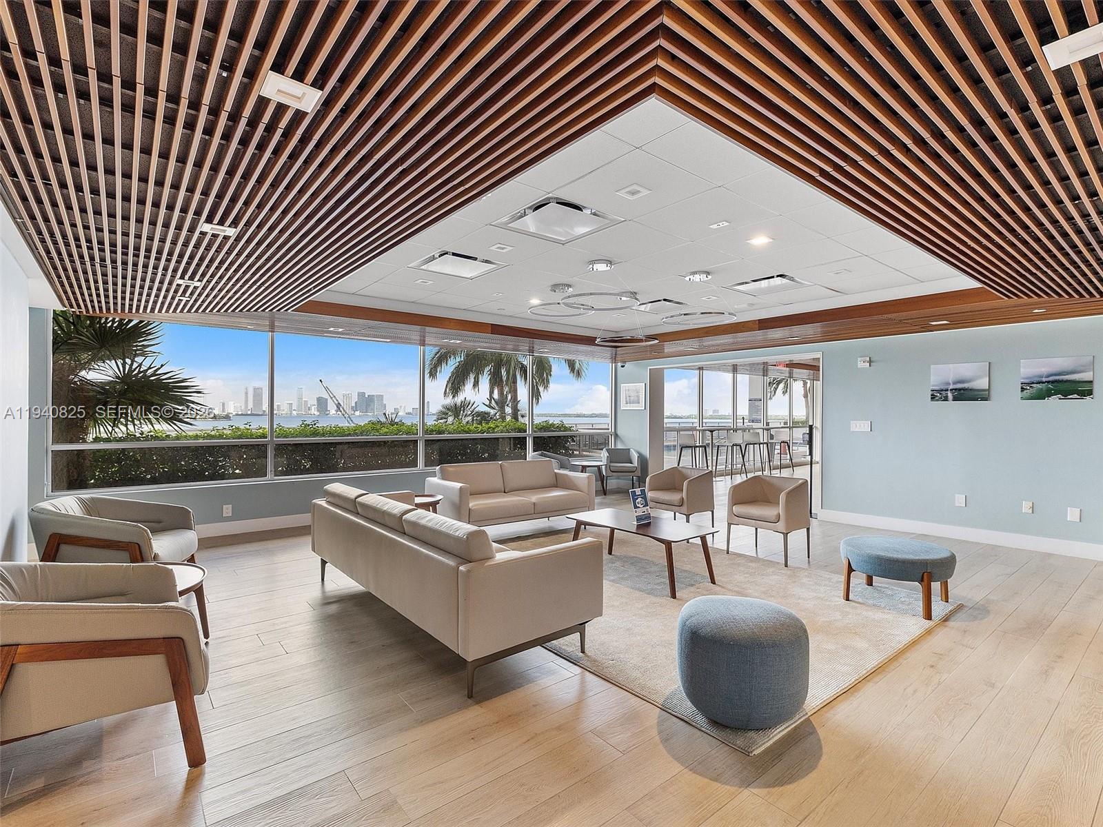 1800 Sunset Harbour Dr # 1710