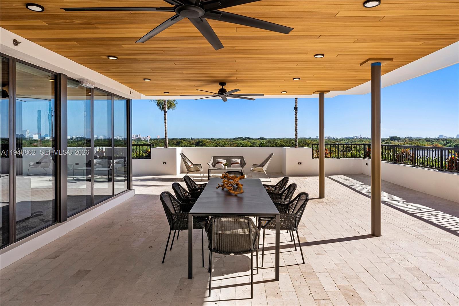 701 Valencia Ave # 703