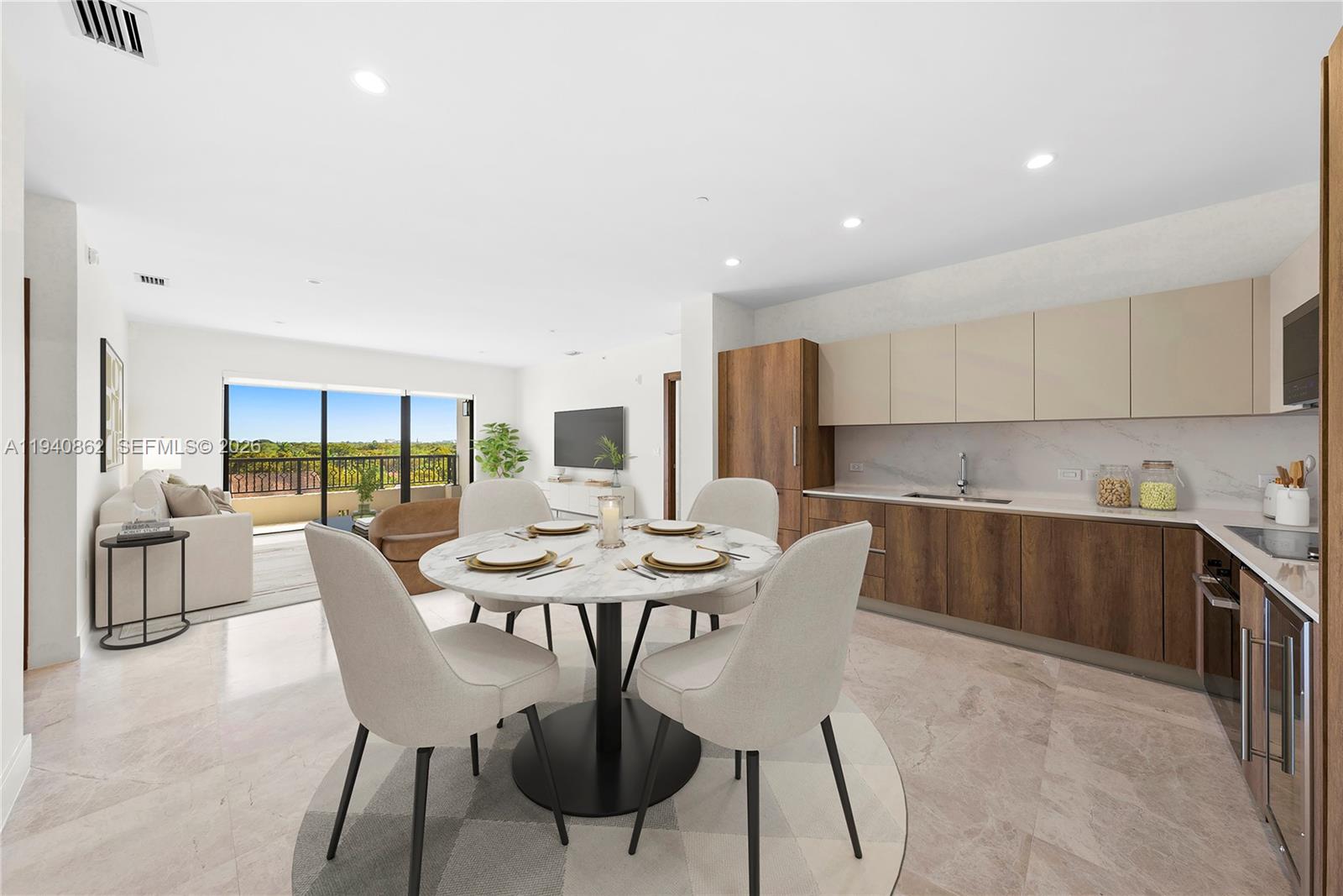 701 Valencia Ave # 703