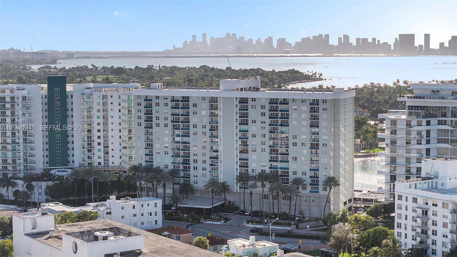 6770 Indian Creek Dr # 14J