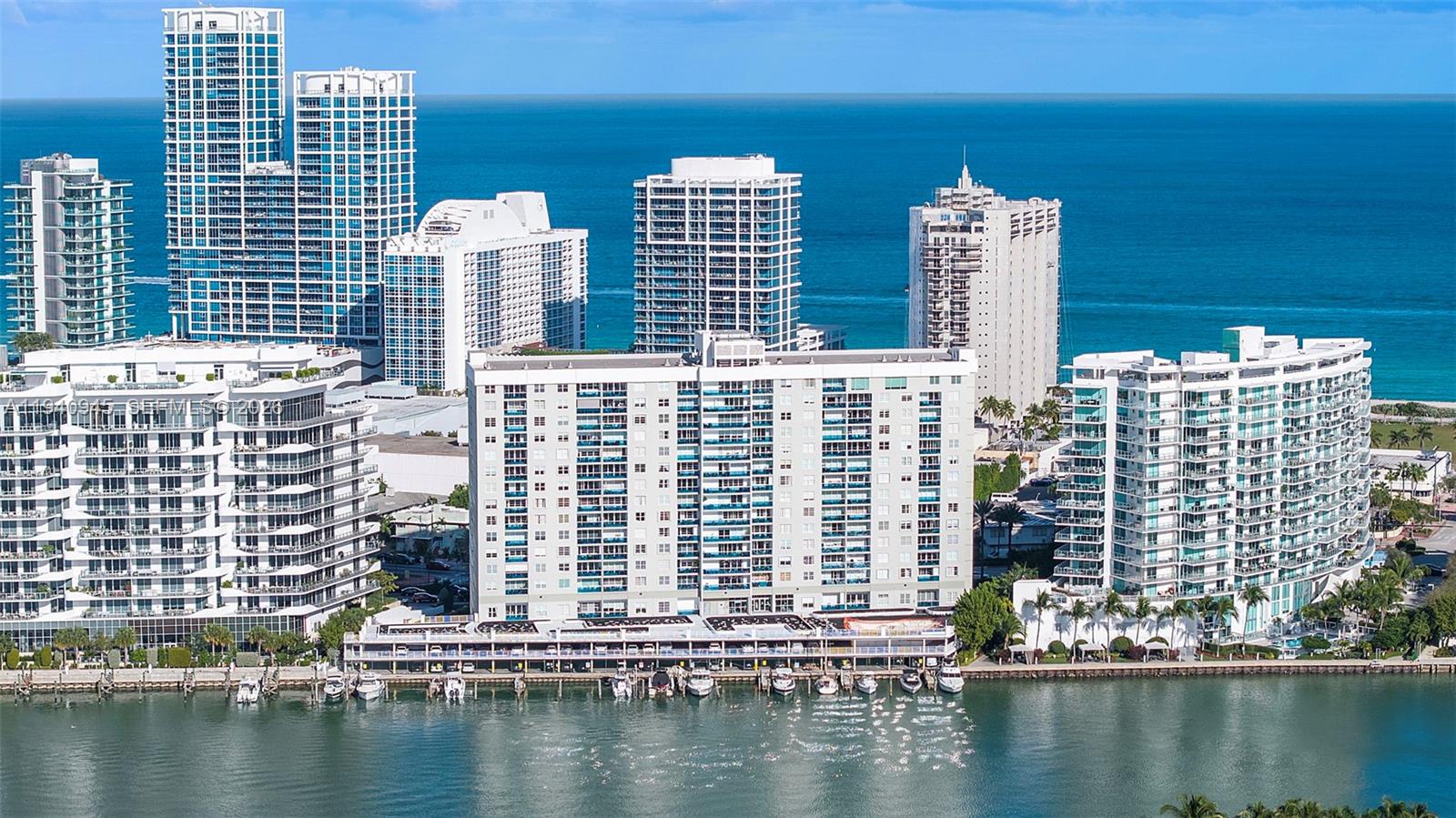 6770 Indian Creek Dr # 14J