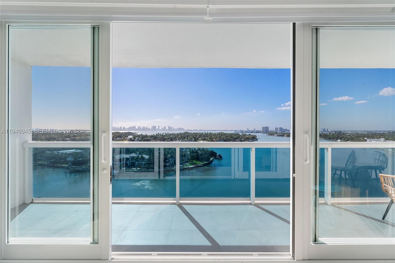 6770 Indian Creek Dr # 14J