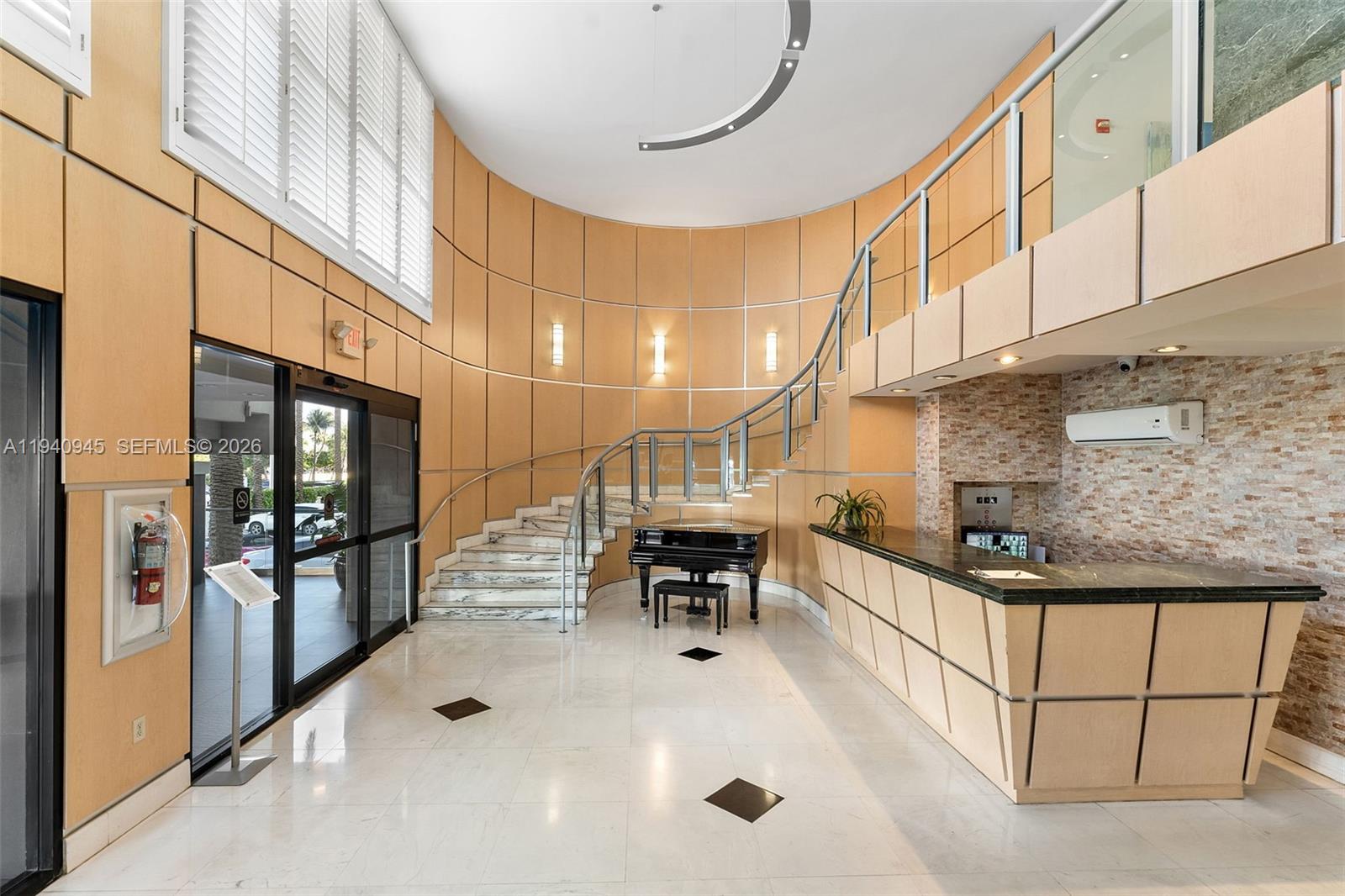 6770 Indian Creek Dr # 14J