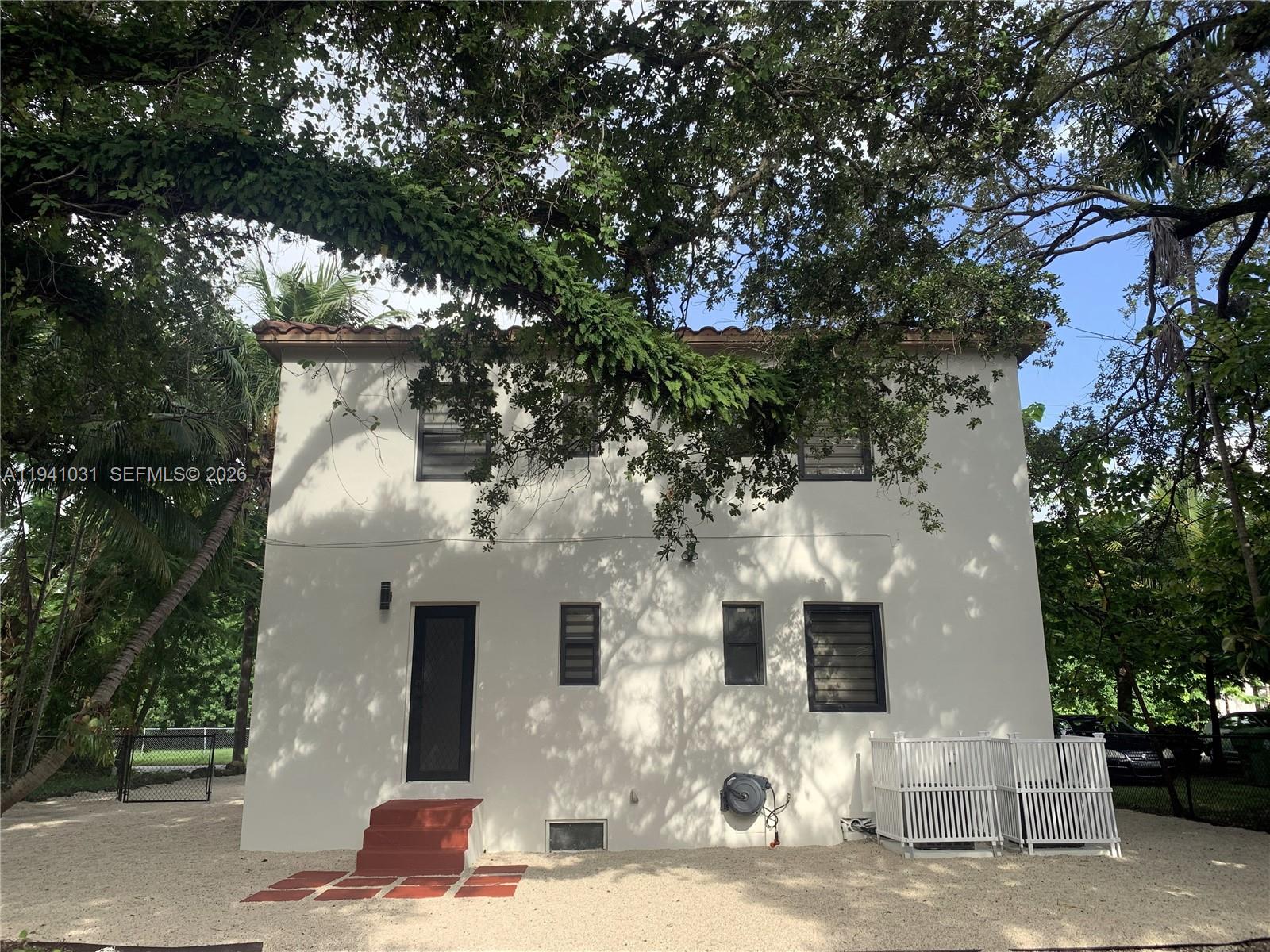 3202 Elizabeth St # 3202