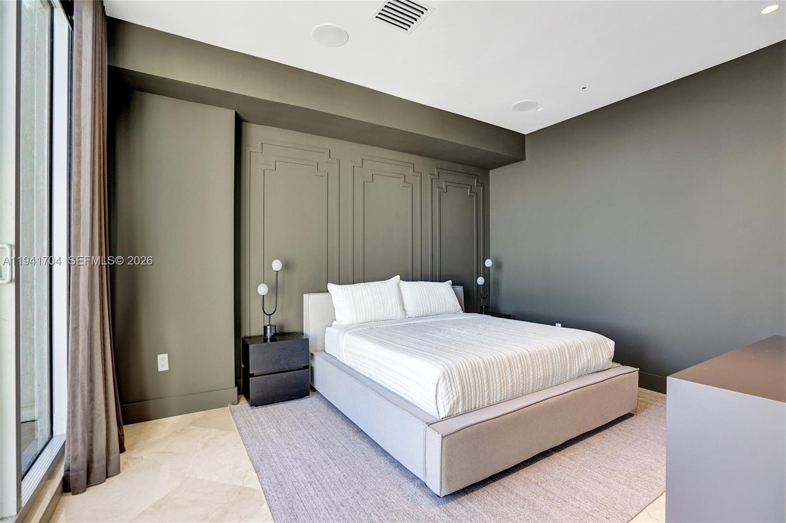 1800 S Ocean Dr # 4403