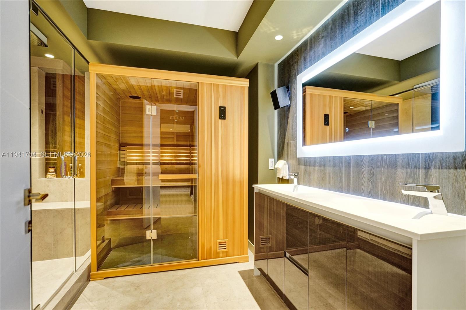 1800 S Ocean Dr # 4403