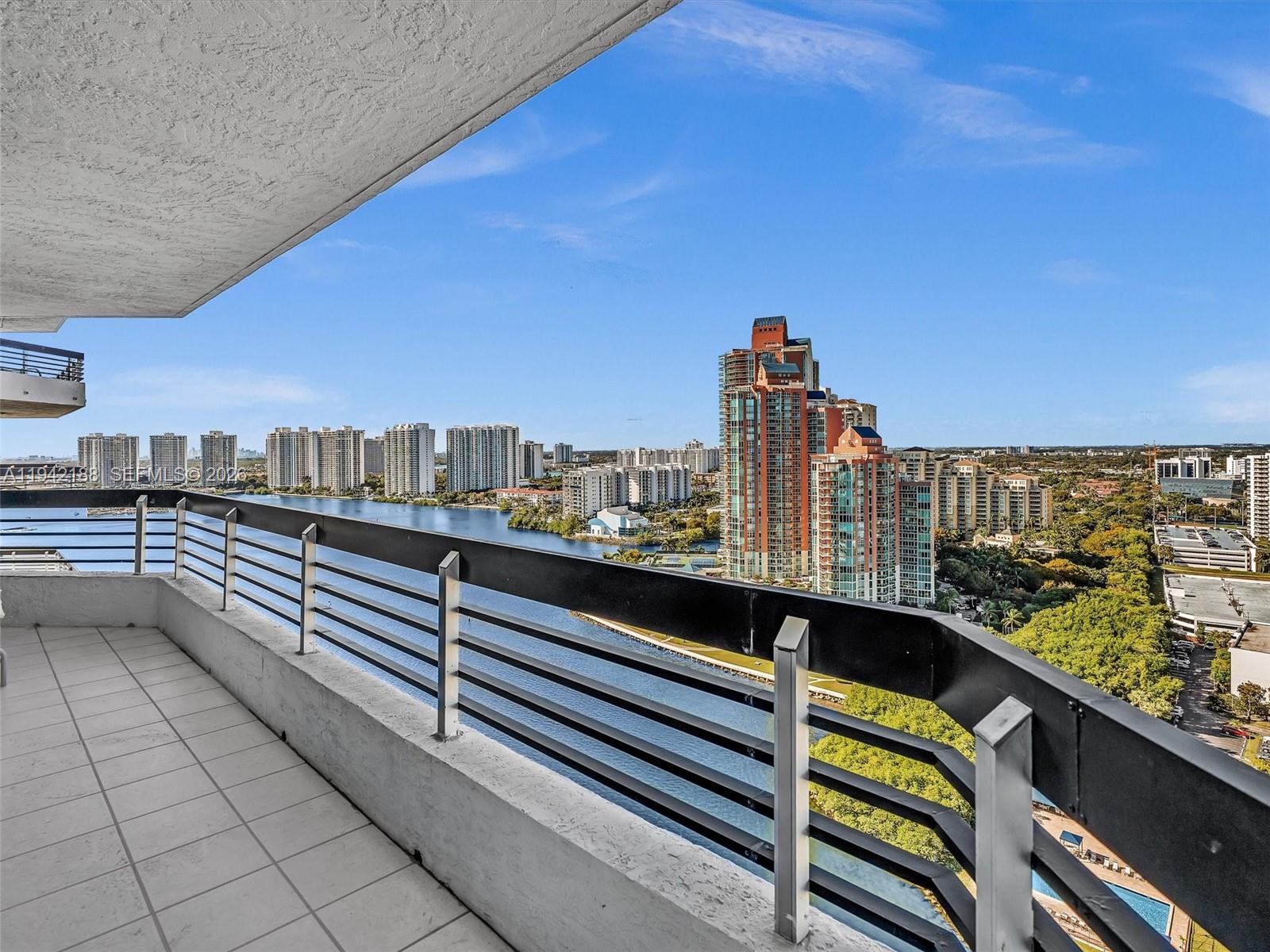 3530 Mystic Pointe Dr # 2502