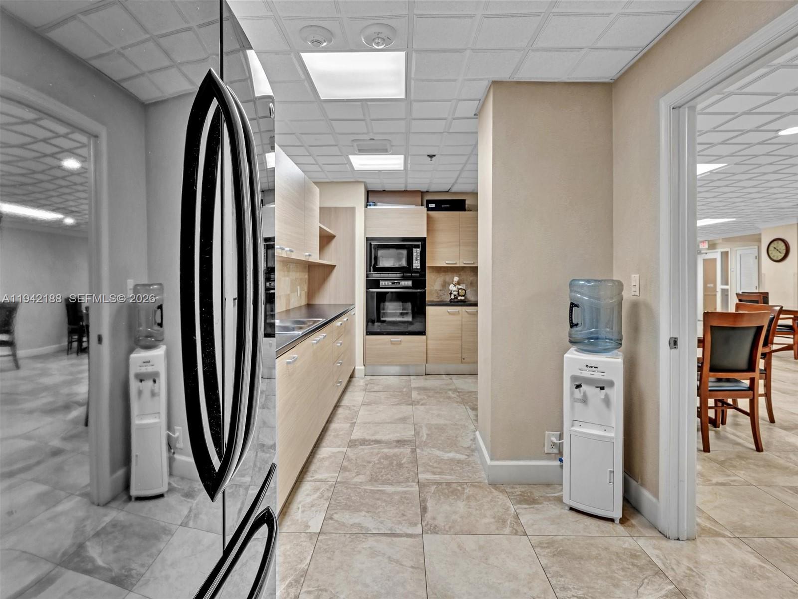 3530 Mystic Pointe Dr # 2502