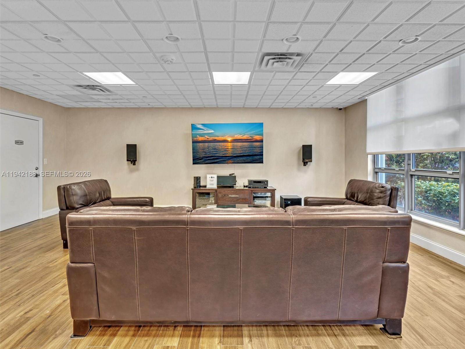 3530 Mystic Pointe Dr # 2502