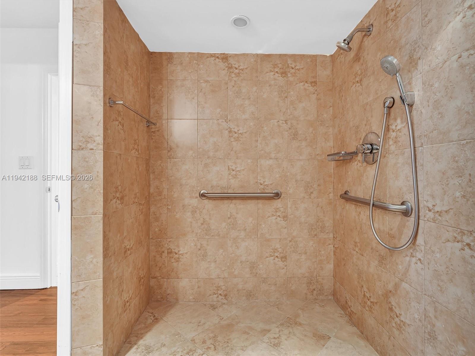 3530 Mystic Pointe Dr # 2502