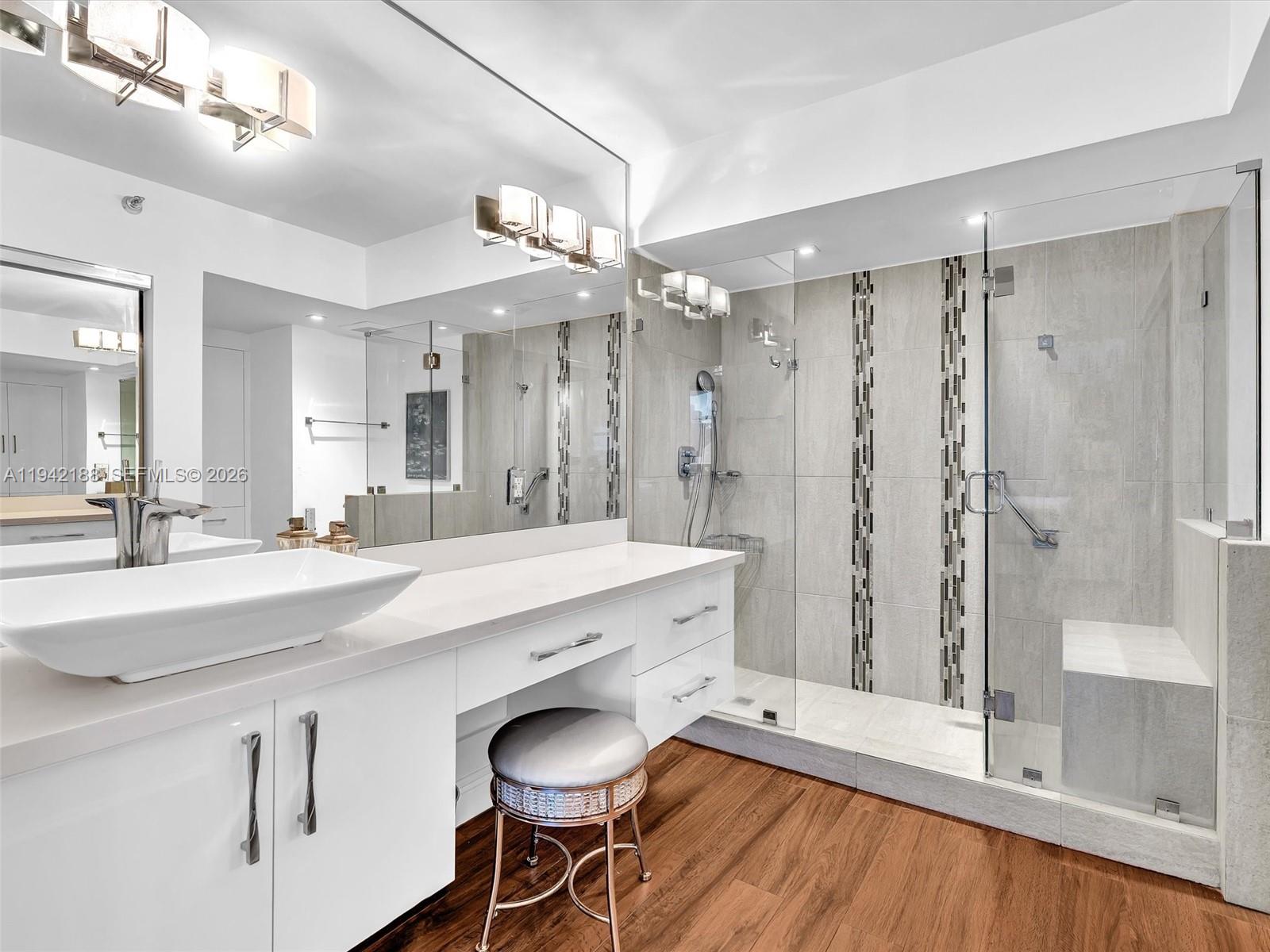 3530 Mystic Pointe Dr # 2502