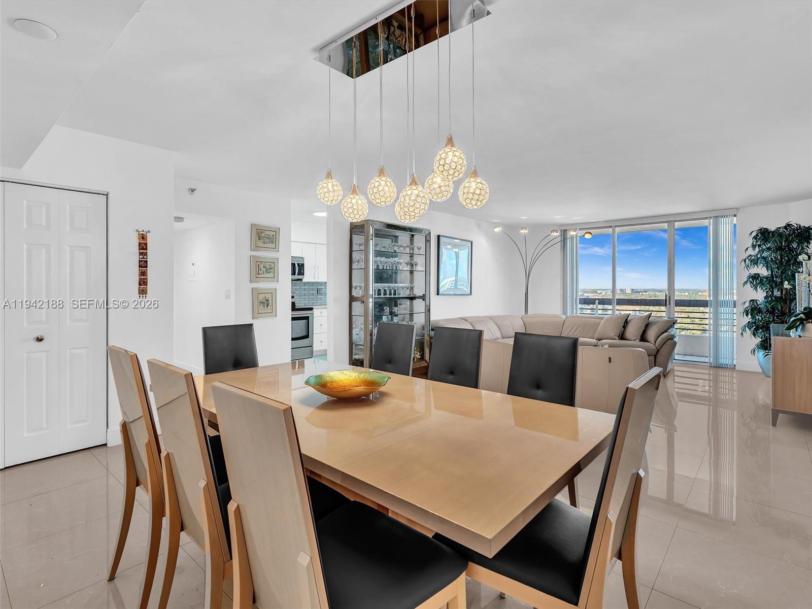 3530 Mystic Pointe Dr # 2502