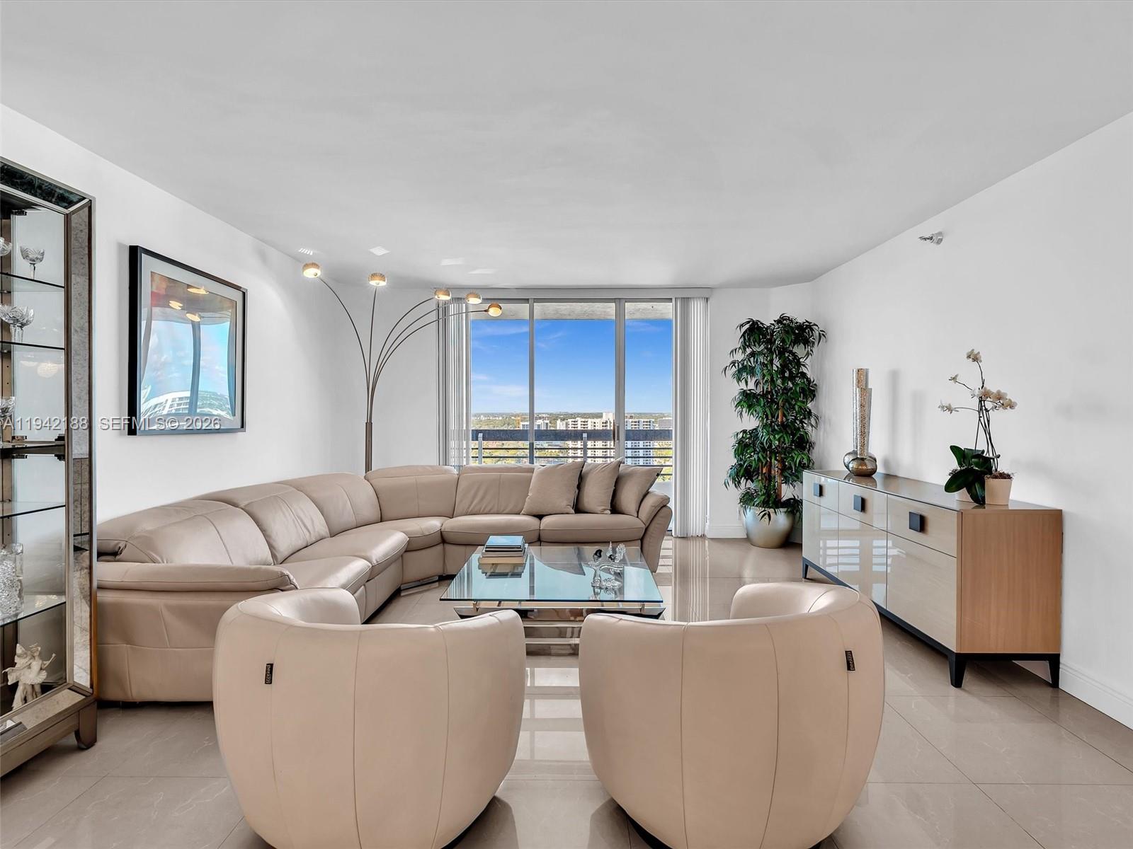 3530 Mystic Pointe Dr # 2502