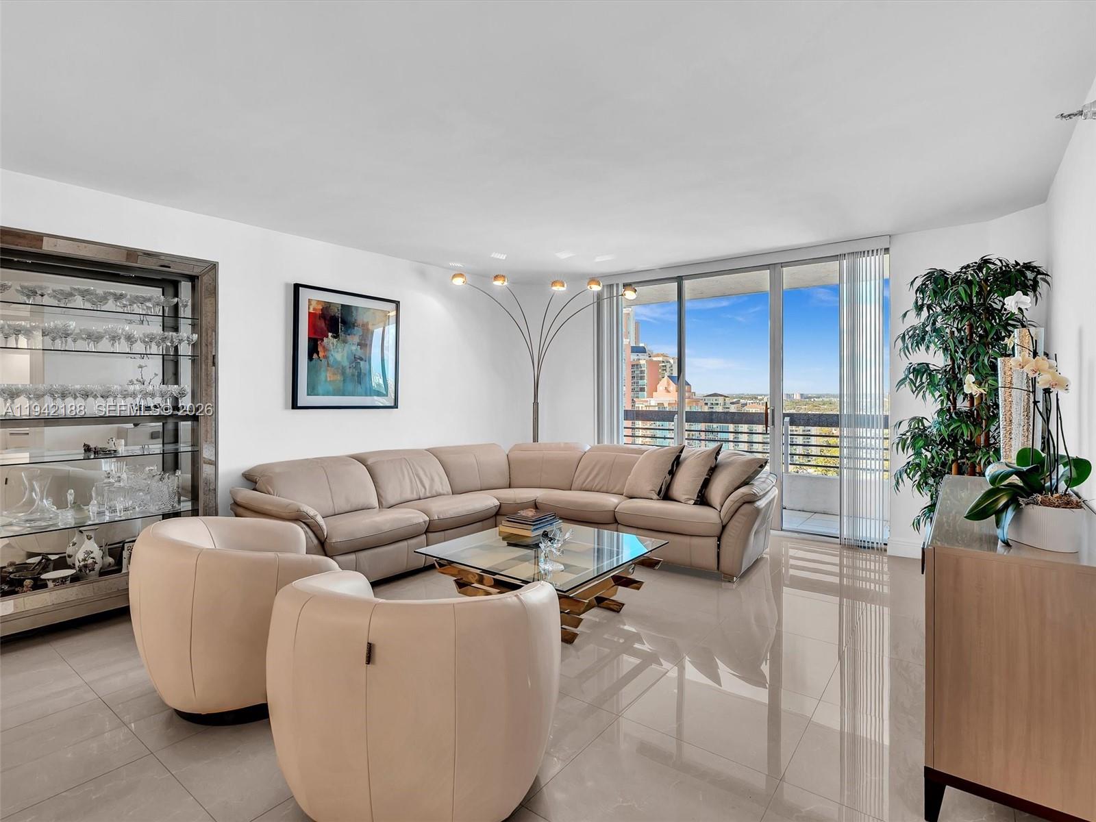 3530 Mystic Pointe Dr # 2502