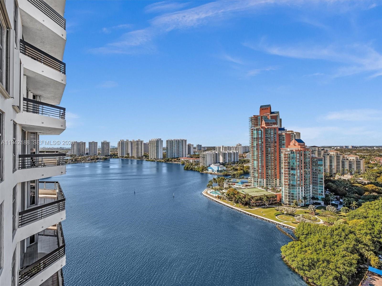 3530 Mystic Pointe Dr # 2502