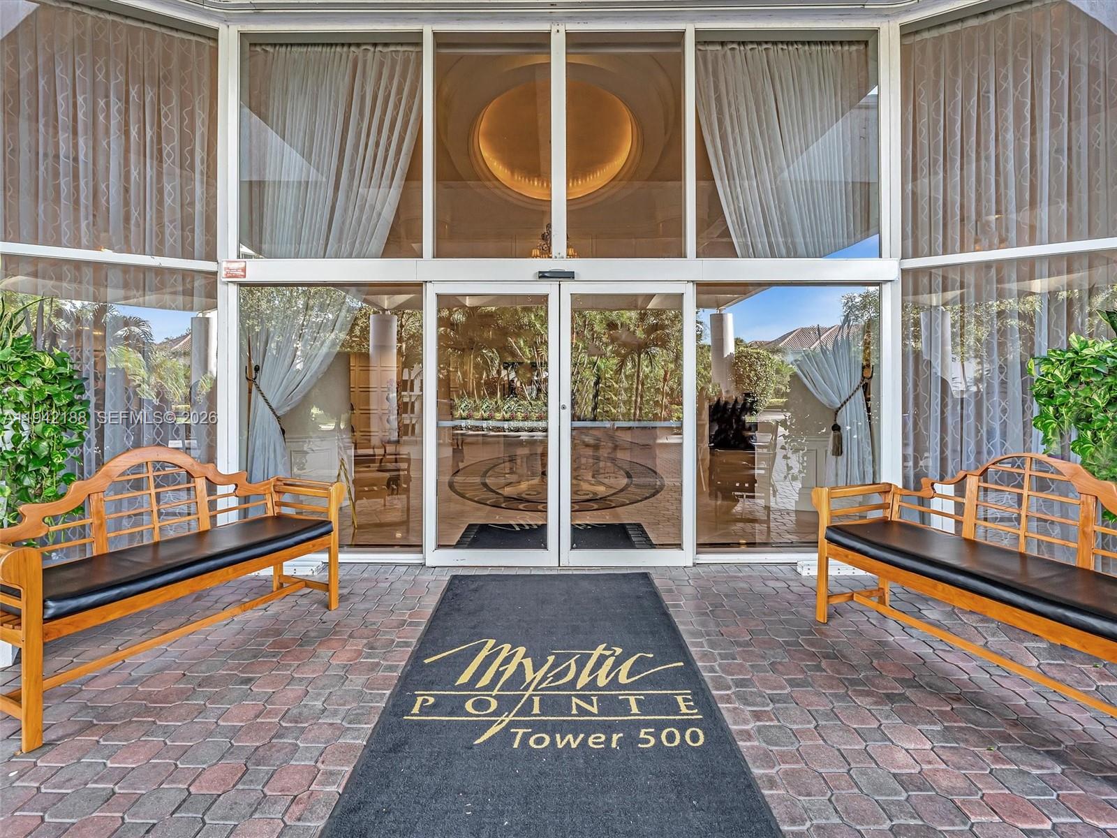 3530 Mystic Pointe Dr # 2502