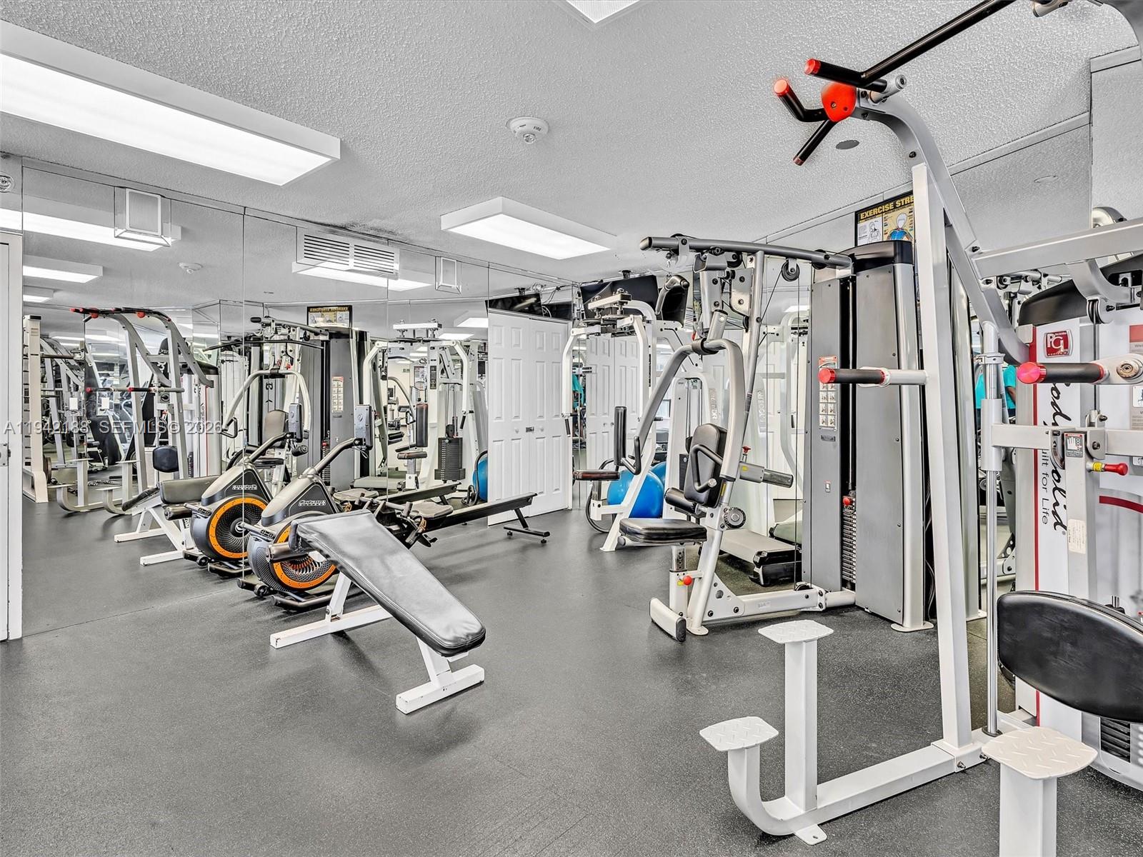 3530 Mystic Pointe Dr # 2502