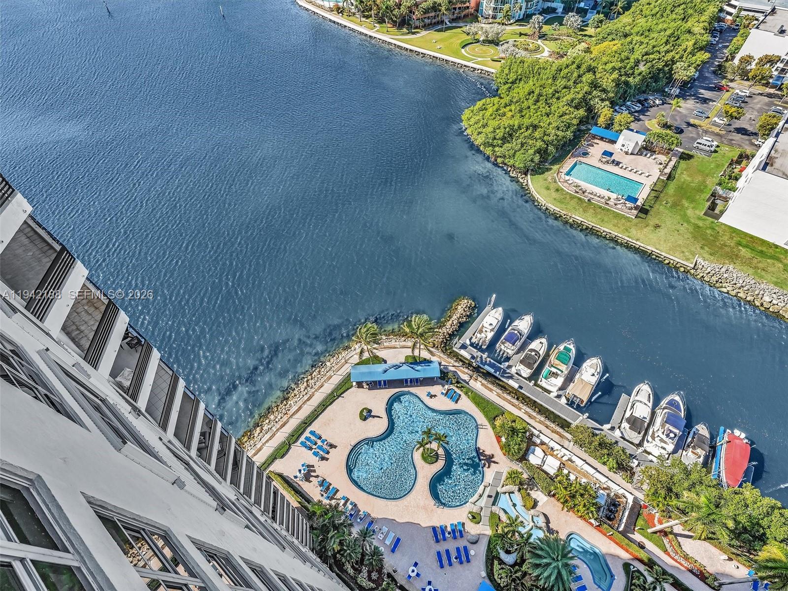 3530 Mystic Pointe Dr # 2502