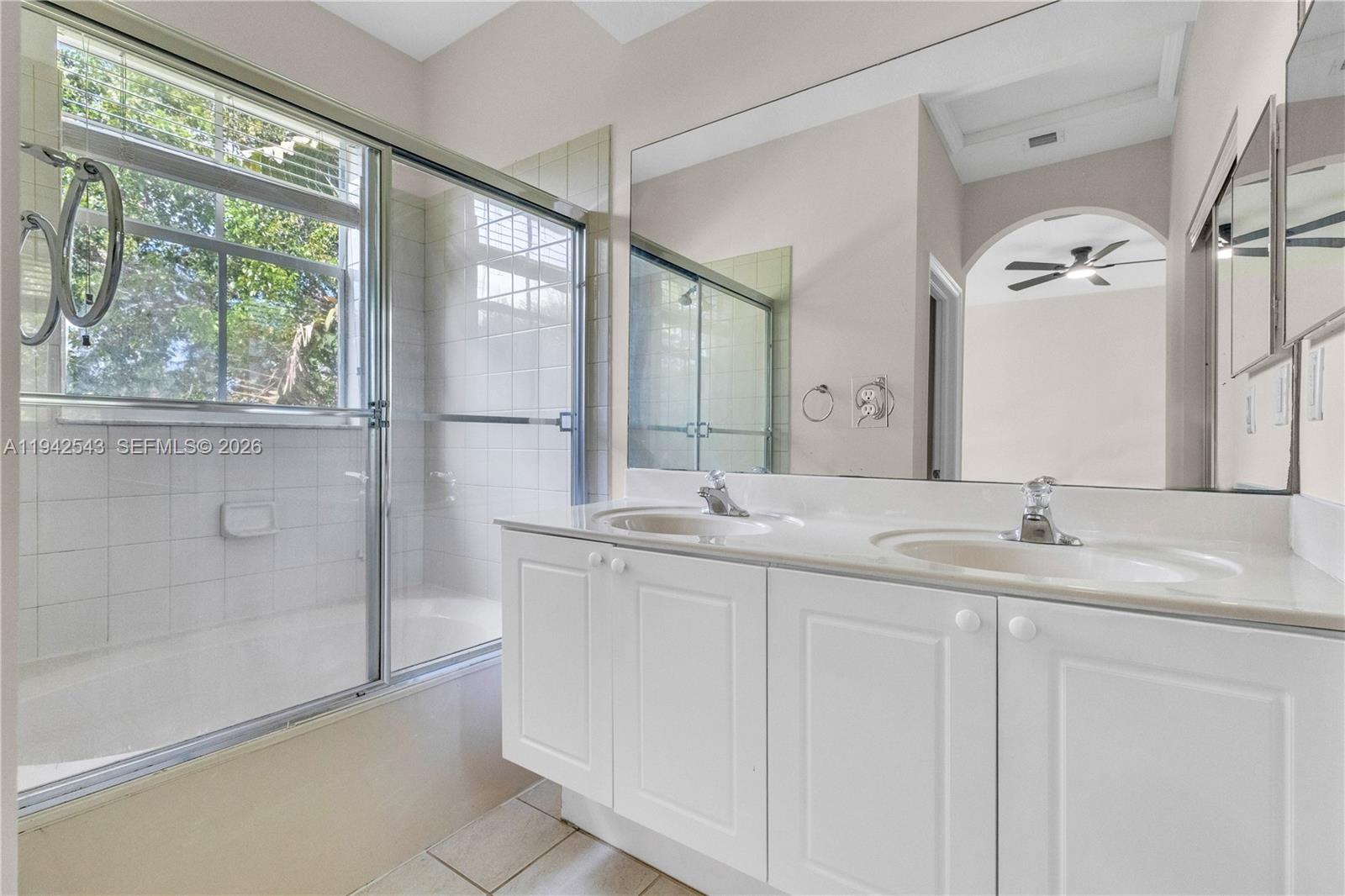 3459 Merrick Ln # 501