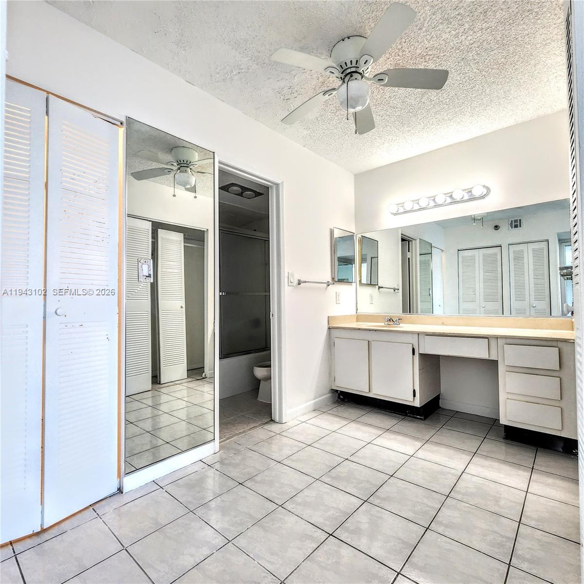 20505 E Country Club Dr # 1635