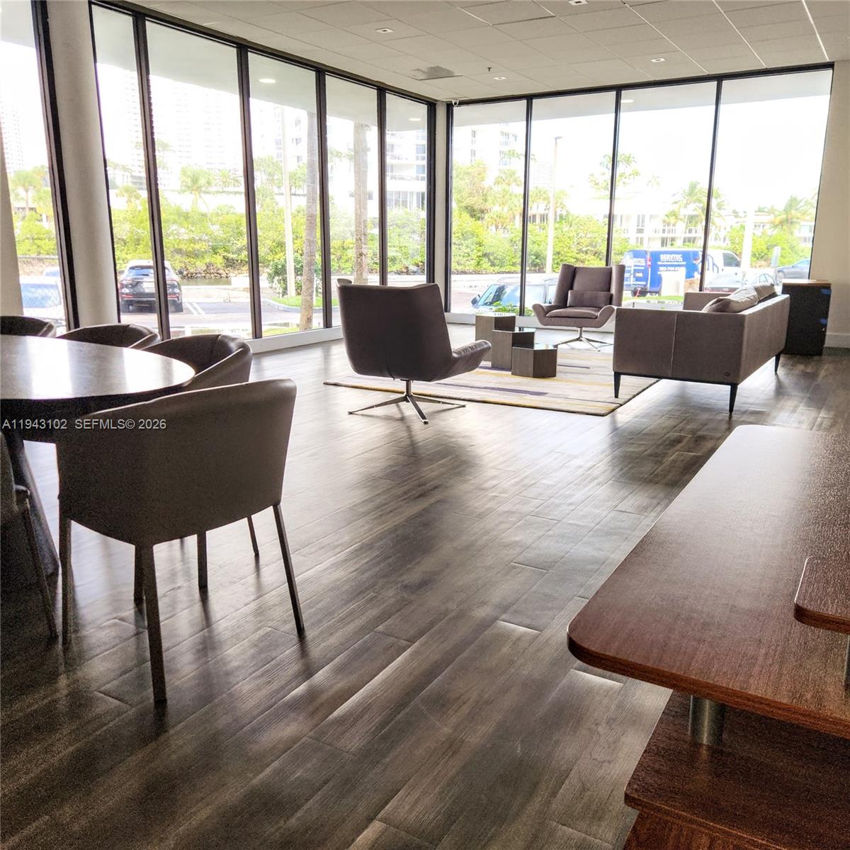 20505 E Country Club Dr # 1635