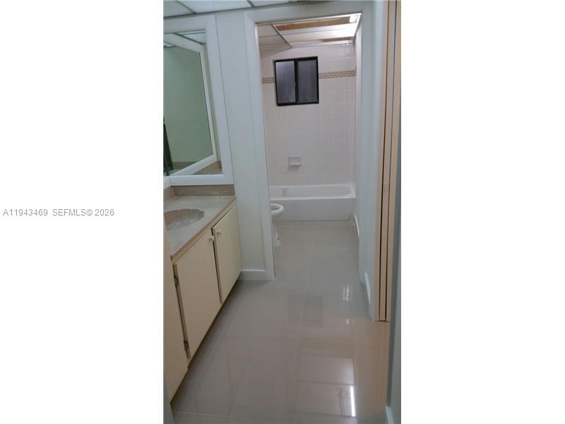 8015 SW 107th Ave # 209